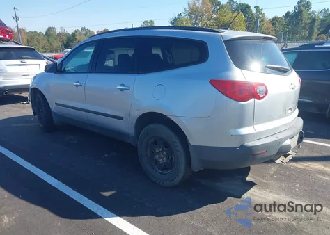2011 Chevrolet Traverse Ls из США, поврежденный, VIN 1GNKREED8BJ277362